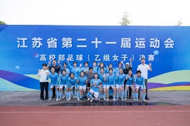 西甲最新动态：皇马主席选举与巴萨引援策略分析